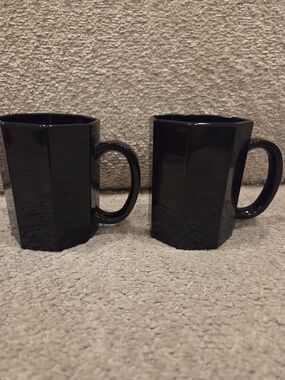 Arcoroc Black Glass Coffee Mugs Octime Set Of 2 Made in France Octagon Cups